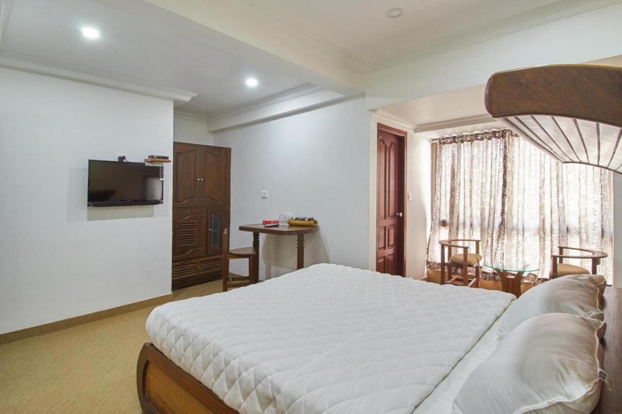 Hotel Mart View Kochi Εξωτερικό φωτογραφία